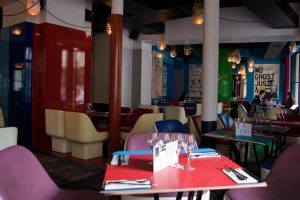 Lire la suite à propos de l’article Café Etienne Marcel