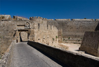 Les remparts de la ville de Rhodes