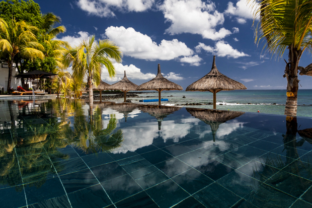 La piscine de l'hôtel le Récif