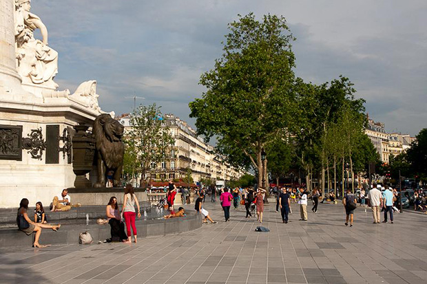 La place de la république manque cruellement de verdure