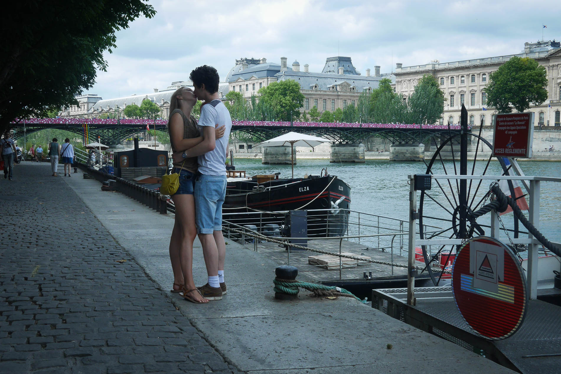 Les amoureux du pont des Arts
