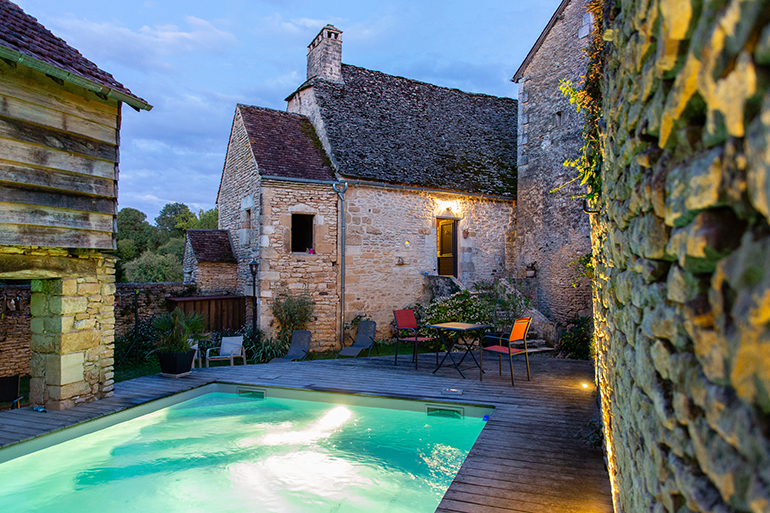 Maison de vacances en pierres dans le Périgord