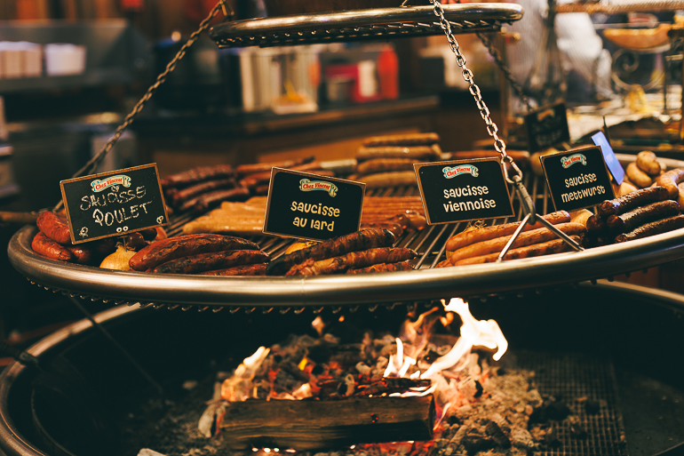 Saucisses au feu de bois